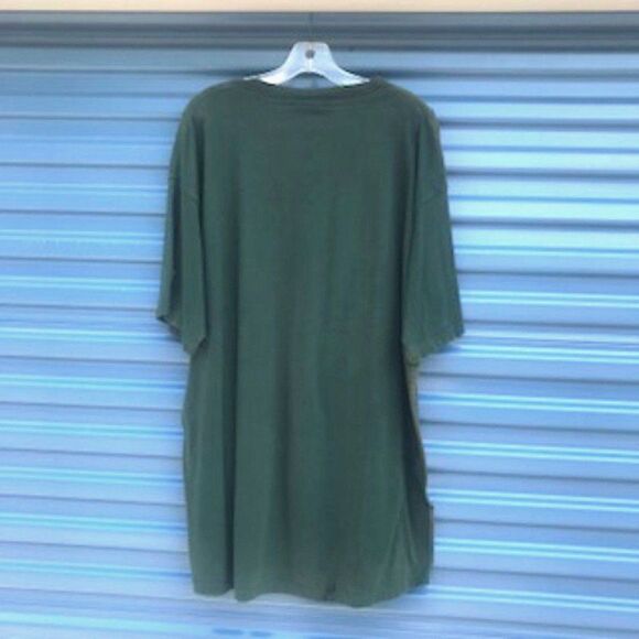 Tee Shirt . Green Bay Packers. Size: Extra Large .. (46-48) . Logo Athletic - Picture 2 of 4